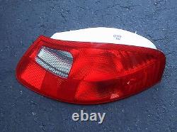 04 PORSCHE 986 BOXSTER S 550 SPYDER SPECIAL EDITION TAIL LIGHT taillight OEM RH