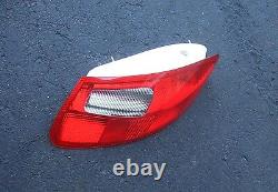 04 PORSCHE 986 BOXSTER S 550 SPYDER SPECIAL EDITION TAIL LIGHT taillight OEM RH