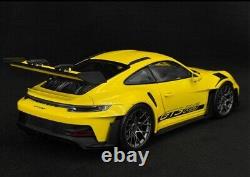 1/18 Porsche 911 992 GT3 RS Racing Yellow Model Dealer Edition WAP0212810RGT3