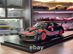 1/18 Porsche 911 GT2 RS Clubsport Martini Livery Dealer Collector Edition