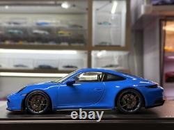 1/18 Porsche 911 GT3 Touring 992 Shark Blue Dealer Collector Edition