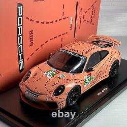 1/18 Spark Porsche GT3 Porsche design Timepieces Pink Pig WAXL12100005