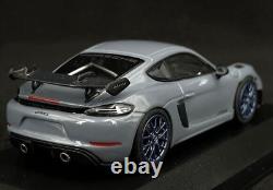 1/43 Porsche 714 Cayman GT4 RS 982 Artic Grey Model Car by Spark WAP0200010NGT4