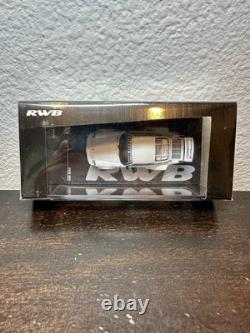 1/64 Tarmac Works Rauh Welt Porsche 911 930 RWB T64-015-WH