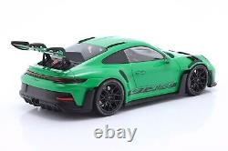 118 MINICHAMPS PORSCHE 911 992 GT3 RS Python Green with Black Wheels L. E. 300 pcs