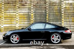118 Maisto 2005 Porsche 911 Carrera S Black Coupe Diecast Model Car