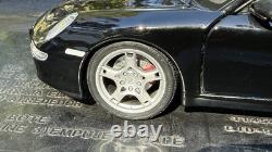 118 Maisto 2005 Porsche 911 Carrera S Black Coupe Diecast Model Car