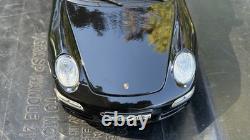 118 Maisto 2005 Porsche 911 Carrera S Black Coupe Diecast Model Car