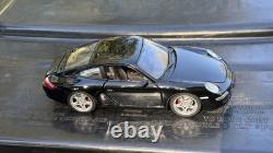 118 Maisto 2005 Porsche 911 Carrera S Black Coupe Diecast Model Car