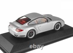 143 MINICHAMPS 2011 PORSCHE 911 (997 II) Turbo 3.8 GT-silver L. E. 1,000 pcs