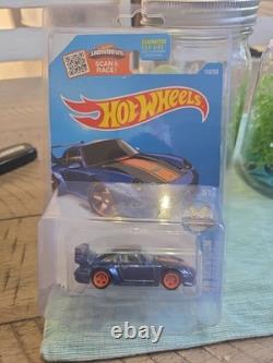 2016 Hot Wheels Super Treasure Hunt BLUE PORSCHE 993 GT2! RARE! Cracked See Pics