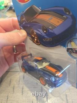 2016 Hot Wheels Super Treasure Hunt BLUE PORSCHE 993 GT2! RARE! Cracked See Pics
