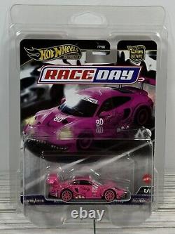 2024 Hot Wheels Race Day Pink Roxy Chase Porsche 911 GT3 R (992) with Protector