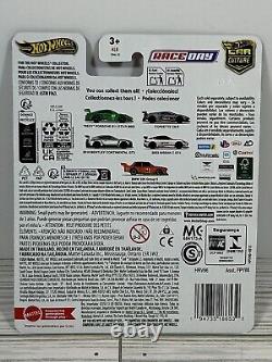 2024 Hot Wheels Race Day Pink Roxy Chase Porsche 911 GT3 R (992) with Protector