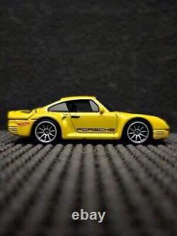 2024 Hot Wheels UNSPUN Upcoming L. A. Convention Porsche 959 Preproduction