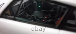 (9) Porsche 911 964 Carrera 4 White PMG Jahresmodell 2010 143 Spark MAP02007011