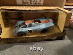 AUTOart Porsche Steve McQueen Gulf Le Mans 1/18 scale Diecast Car NIB