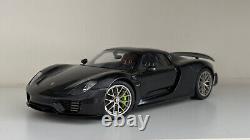 Autoart 1/18 Porsche 918 Spyder WEISSACH PACKAGE Metallic Black