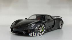 Autoart 1/18 Porsche 918 Spyder WEISSACH PACKAGE Metallic Black