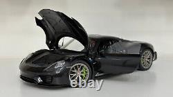 Autoart 1/18 Porsche 918 Spyder WEISSACH PACKAGE Metallic Black