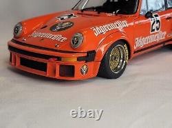 EXOTO Porsche 934 RSR/935 Turbo Jägermeister 118 Scale Diecast Gift Set #1894