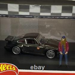 Hot Wheels 2019 RLC Magnus Walker Urban Outlaw Black Porsche 964 with Figurine