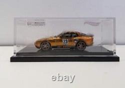 Hot Wheels 2023 TOY FAIR 1989 Porsche 944 TURBO in Acrylic Case SUPER RARE VHTF