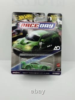 Hot Wheels Car Culture Race Day Porsche 911 GT3 Roxy AND Rexy CHASE (BRAND NEW)