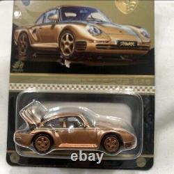 Hot Wheels China 1st Convention Porsche 959 in Qatar Gold, SUPER RARE