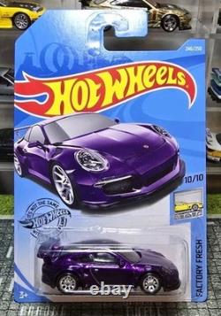 Hot Wheels Porsche 911 GT3 RS Purple Super Treasure Hunt (Protector)