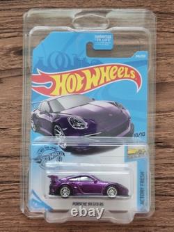 Hot Wheels Porsche 911 GT3 RS Super Treasure Hunt Chase with Protector STH NEW