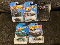 Hot Wheels Porsche 935, Porsche 911, Porsche Taycan, Carrera (Lot Of 19)