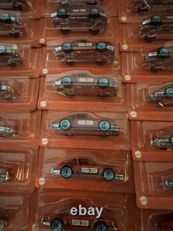 Lot Of 24 Hot Wheels 2021 Orange & Blue 53rd Anniversary 4/6 71 Porsche 911