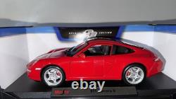 Maisto 2005 Porsche 911 Carrera S 118 Guards Red Coupe Diecast Model Car
