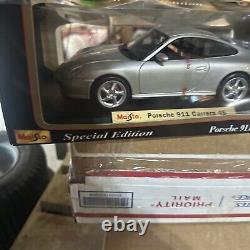 Maisto Porsche 911 Carrera 4S 1/18