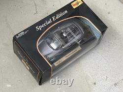 Maisto Porsche Carrera GT 118 Scale Model