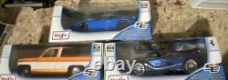 Maisto Special Edition 118 Diecast Lot Of 3 Porsche, Chevy, Ferrari Brand New