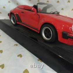 Maisto Special Edition Diecast Red 1989 Porsche 911 Speedster 1/18