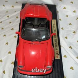 Maisto Special Edition Diecast Red 1989 Porsche 911 Speedster 1/18