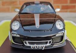 Maisto Special Edition Porsche 911 GT3 RS 4.0 Black 118 Scale Diecast Model Car