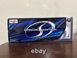 Maisto Special Edition Porsche Carrera GT 118 Diecast Gray Car Model