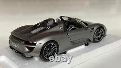 Minichamps 1/18 Porsche 918 Spyder 2013 Grey Dealer Edition Rare