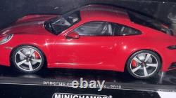 Minichamps 118 2019 Porsche 911 Carrera 4S Type 992 Carmine Red Diecast Car