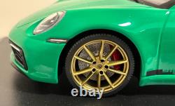 Minichamps 2019 Porsche 911 (992) Carrera 4S Python green, 1 of 304 Pcs 1/18 New