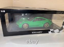 Minichamps 2019 Porsche 911 (992) Carrera 4S Python green, 1 of 304 Pcs 1/18 New Minichamps 2019 Porsche 911 (992) Carrera 4S Python green, 1 of 304 Pcs 1/18 New