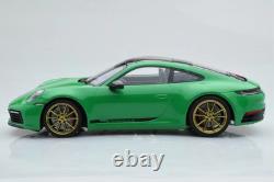Minichamps 2019 Porsche 911 (992) Carrera 4S Python green, 1 of 304 Pcs 1/18 New