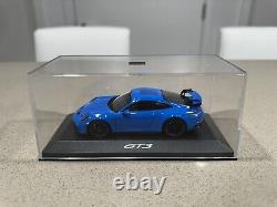 Minichamps Porsche 911 GT3 143 Shark Blue Dealer Edition