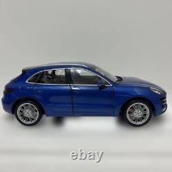 Minichamps Porsche Macan Turbo Macan 118 Special Edition