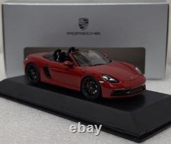 Porsche 718 (982) Boxster GTS 2017 Carmin Red 143 Spark WAP 020 207 0J (6)