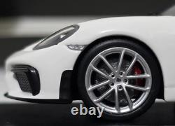 Porsche 718 (982) Boxster Spyder 2019 White 143 Minichamps WAP 020 210 0K (14)